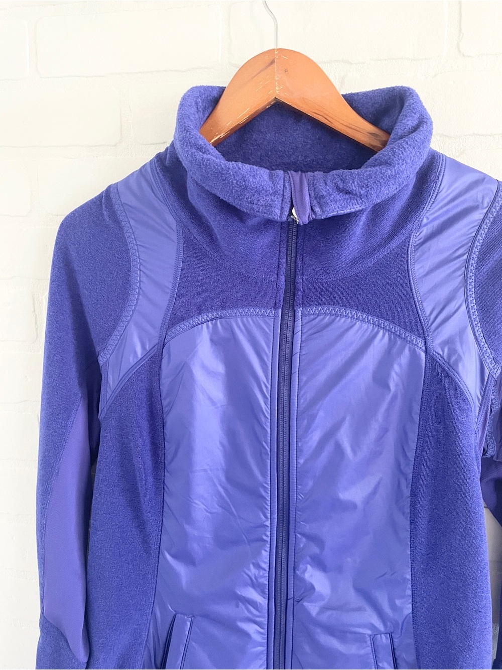 Lululemon Run Gust Buster Jacket Archival Ruched Panel Blue Sz 8 - Picture 7 of 16
